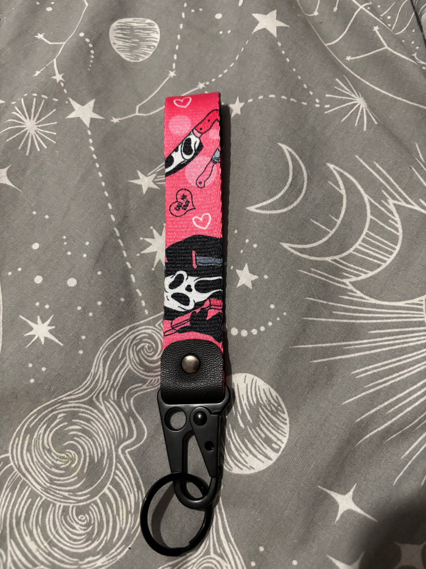 Metal clasp keychain