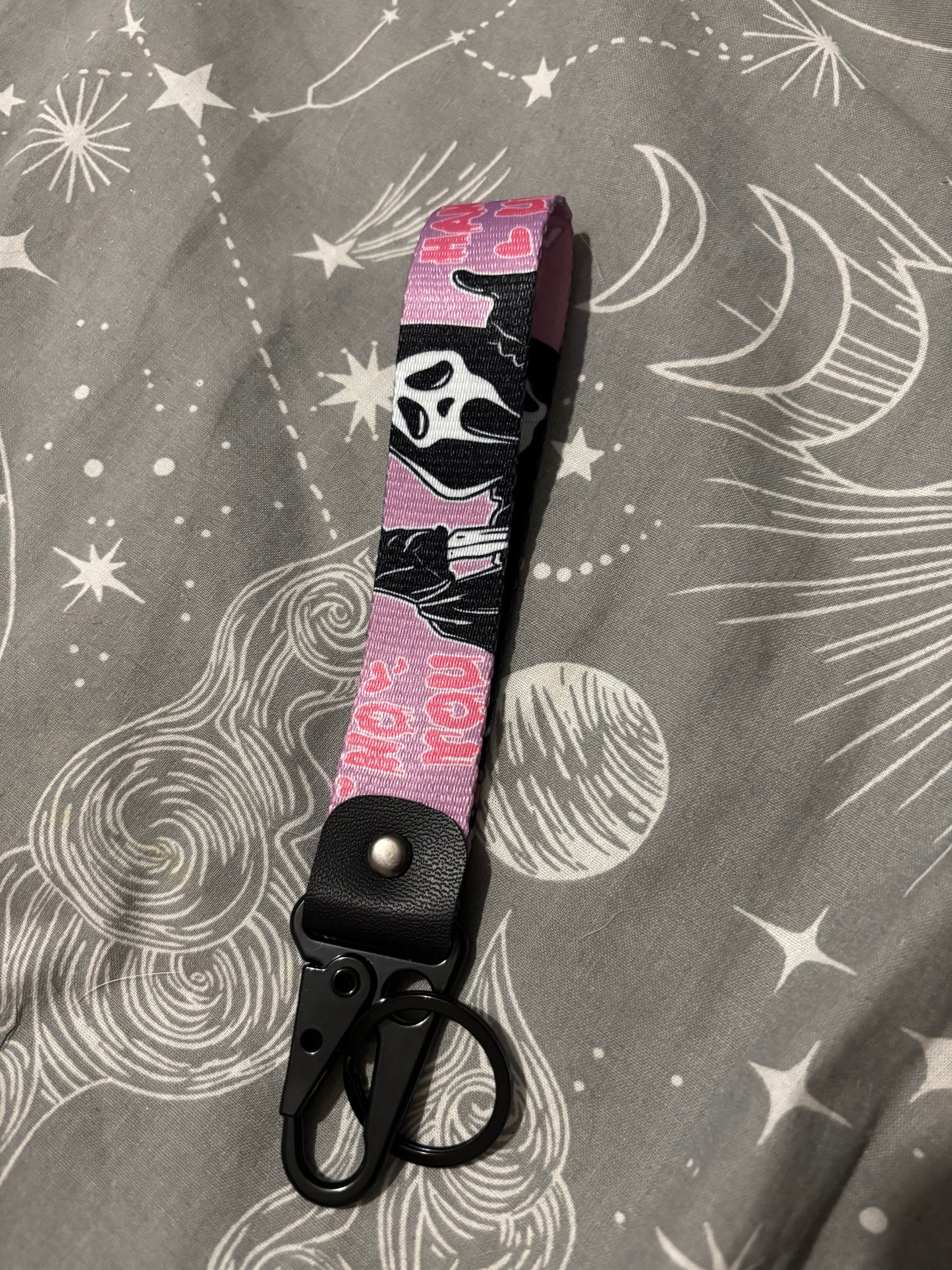 Metal clasp keychain