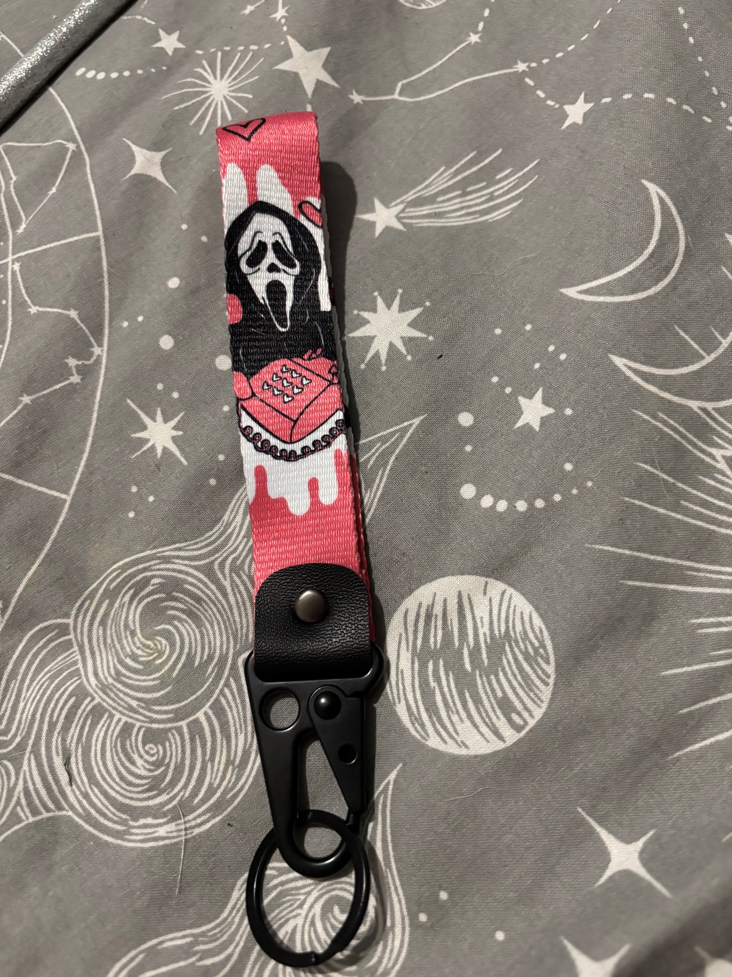 Metal clasp keychain